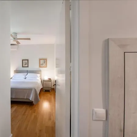Apartament Plumeria Alba